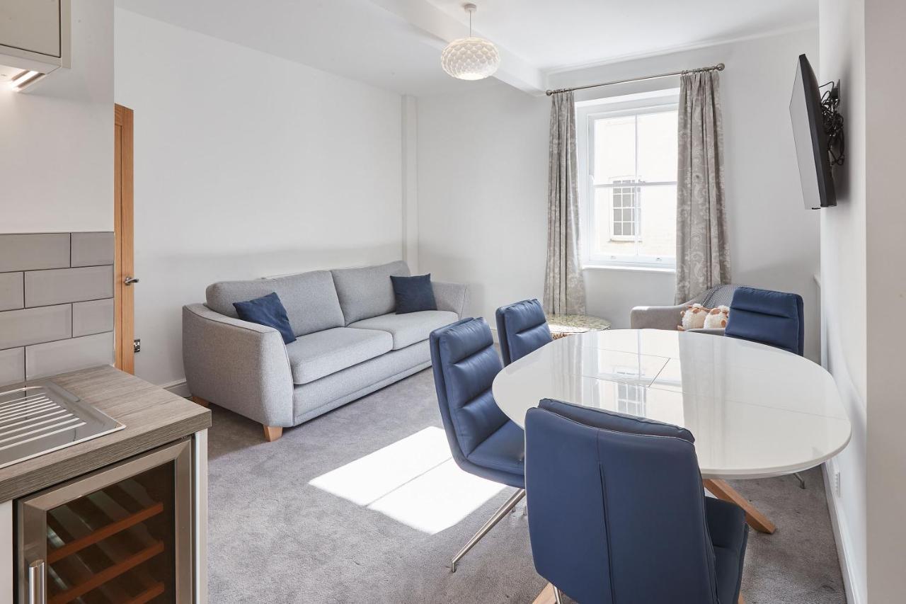 Host & Stay - High Street Apartments 카나번 외부 사진