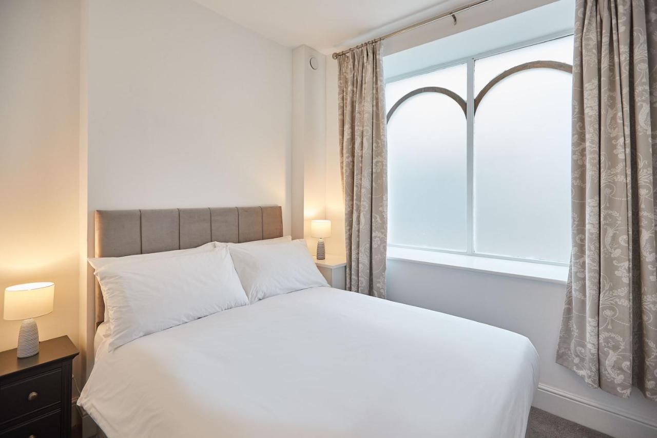 Host & Stay - High Street Apartments 카나번 외부 사진